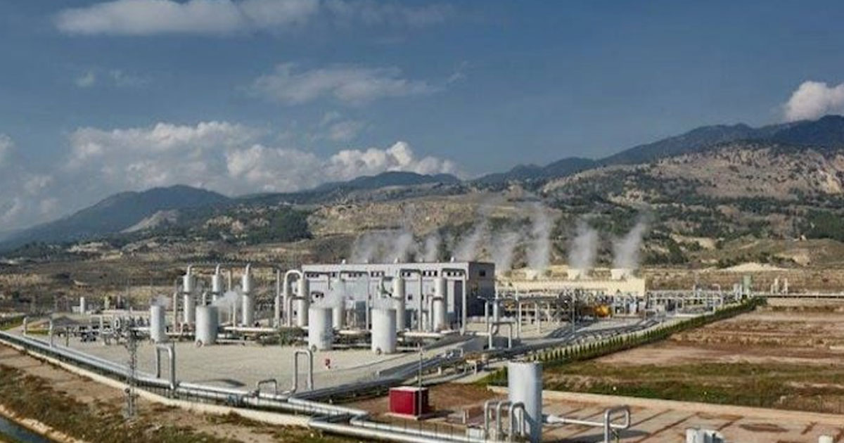 Zorlu güneş enerjisi santrali, elektrik satışına başladı