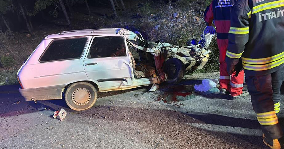 Menteşe’de kaza: 1’i ağır 2 yaralı 