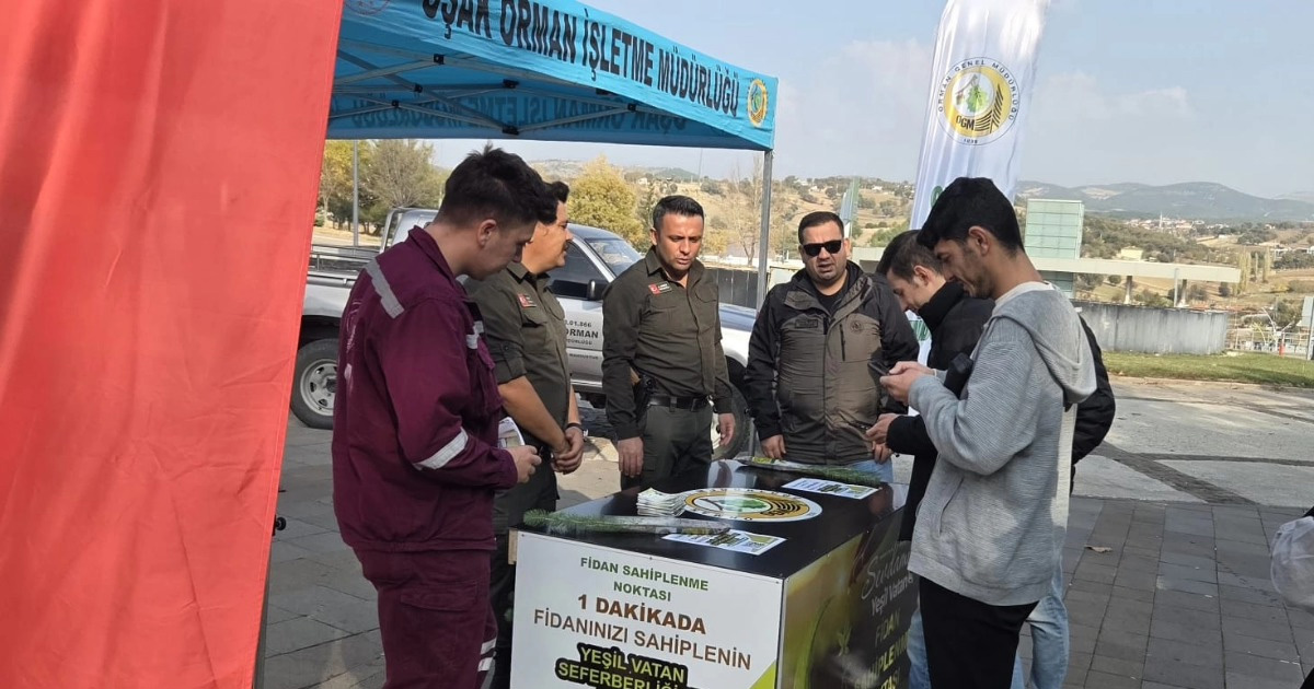 Üniversitede fidan sahiplendirme etkinliği düzenlendi