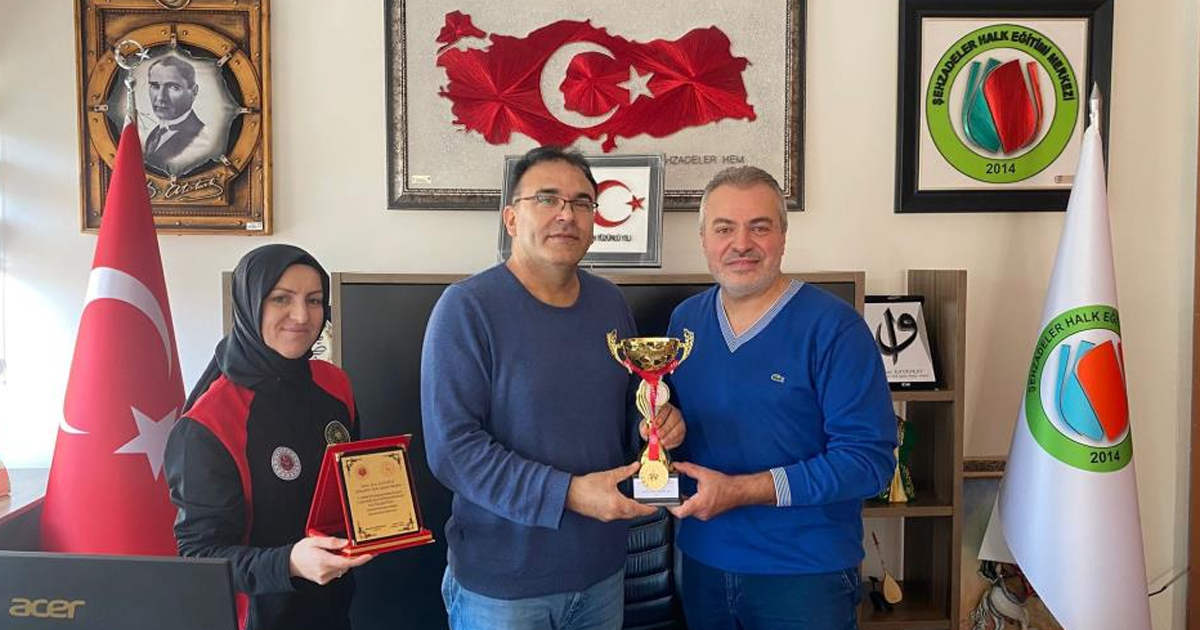 Şampiyona kupası verildi