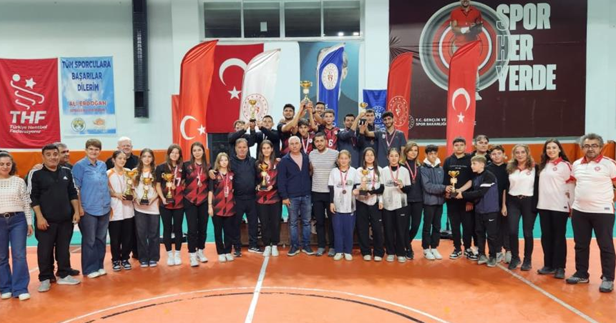 Köyceğiz’de Floor Curling rüzgarı esti