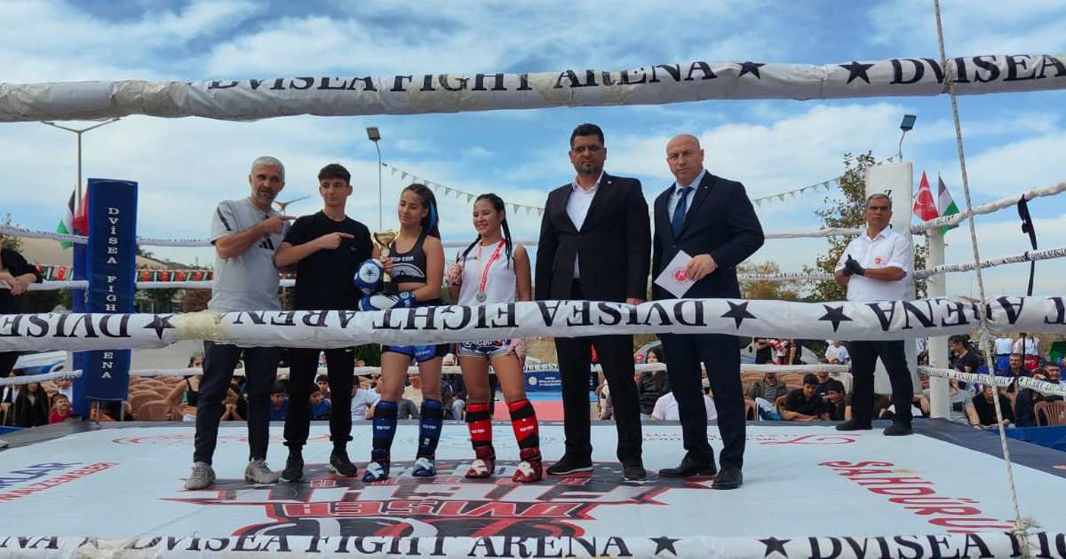 KİCK BOKS GALASINDA SPORCULAR FİLİSTİN İÇİN RİNGE ÇIKTI