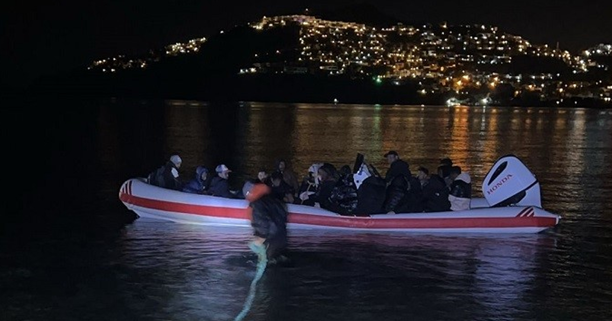 Bodrum açıklarında 30 düzensiz göçmen yakalandı