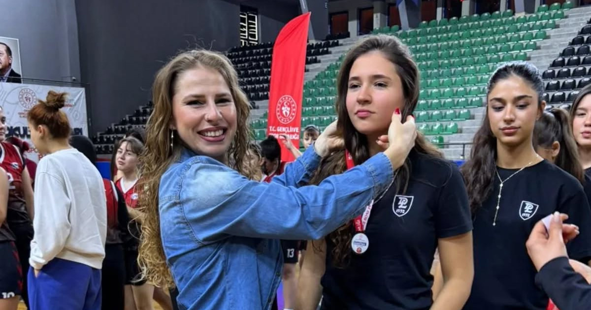 Okul sporları basketbol genç-a kızlar il şampiyonası sona erdi