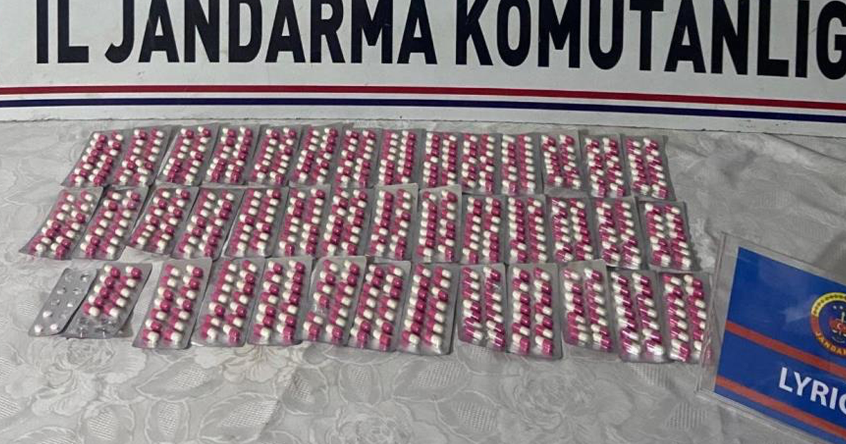  Uyuşturucu sevkiyatına jandarma engel oldu