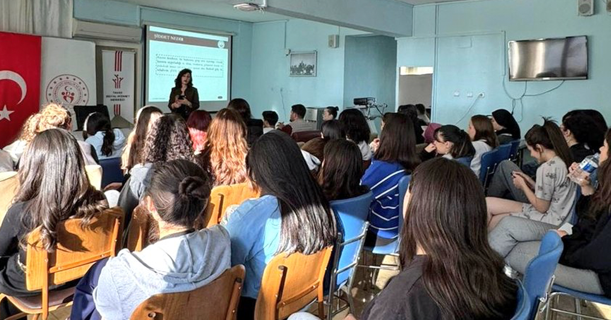 Tavas Yurdu’nda öğrencilere kadına şiddetle mücadele eğitimi