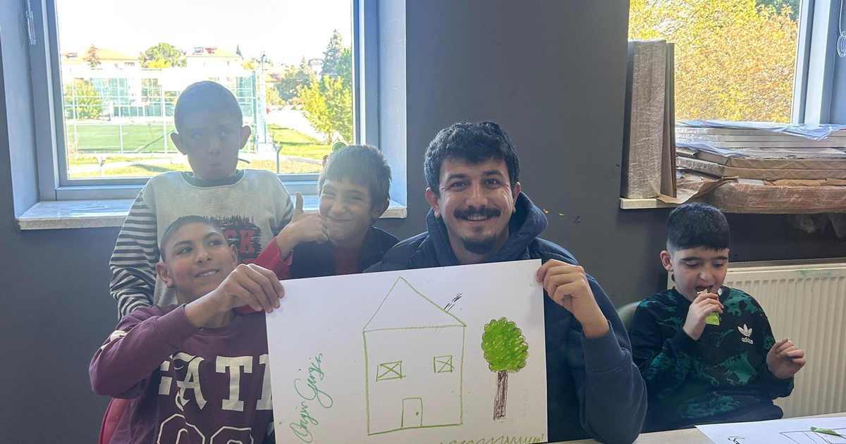 Gençler hayallerini tuvale yansıttı