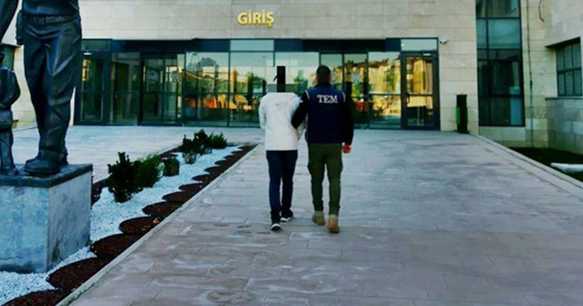 FETÖ operasyonunda biri kamu görevlisi 2 kişi yakalandı