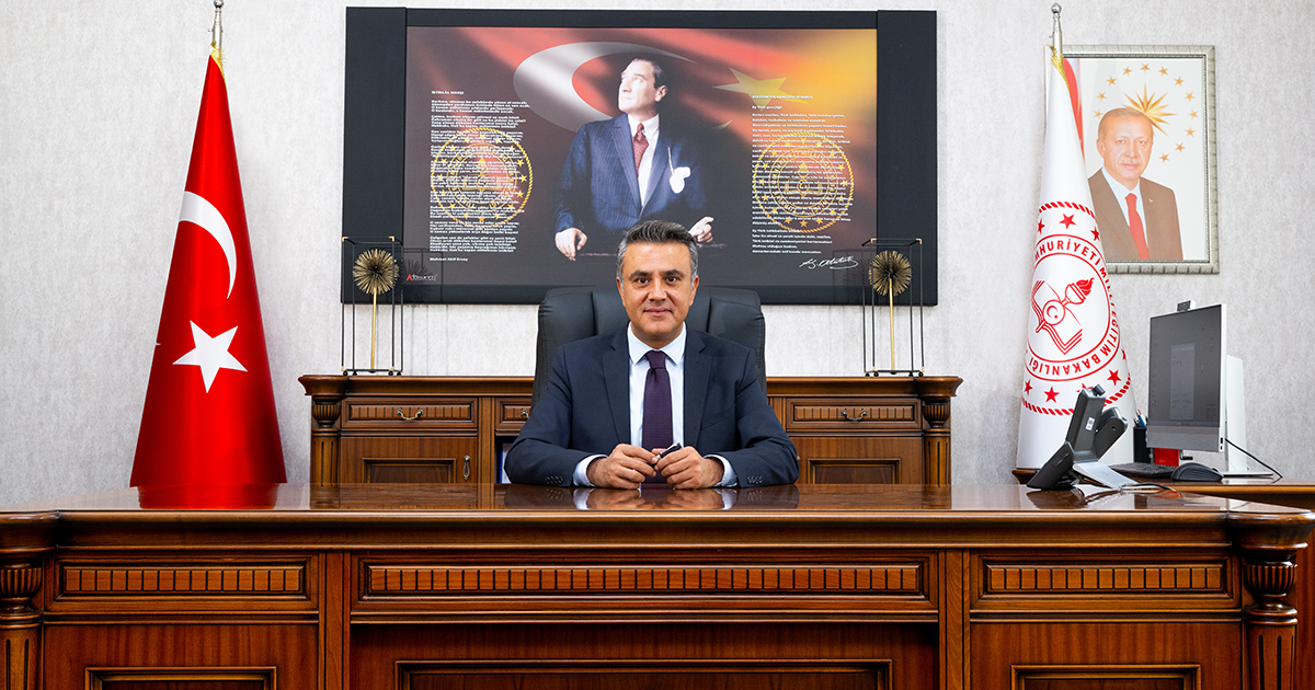Denizli İl Milli Eğitim Müdürü Emre Çalışkan’dan ara tatil mesajı