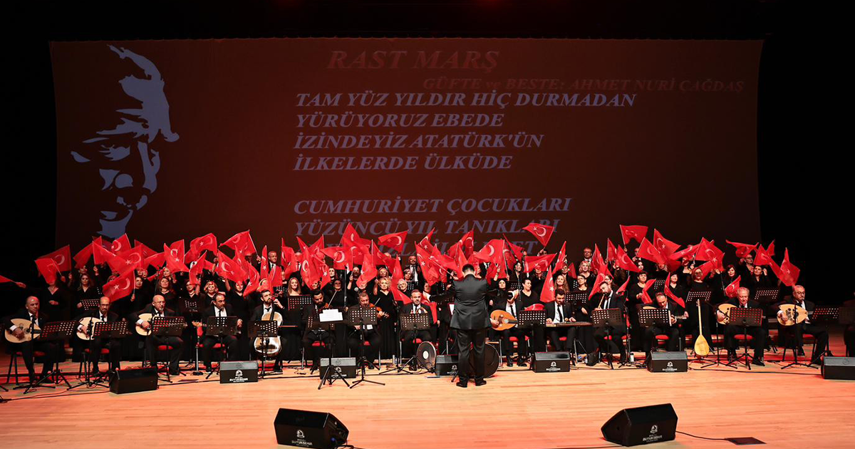 Atatürk’ün sevdiği unutulmaz eserler seslendirildi