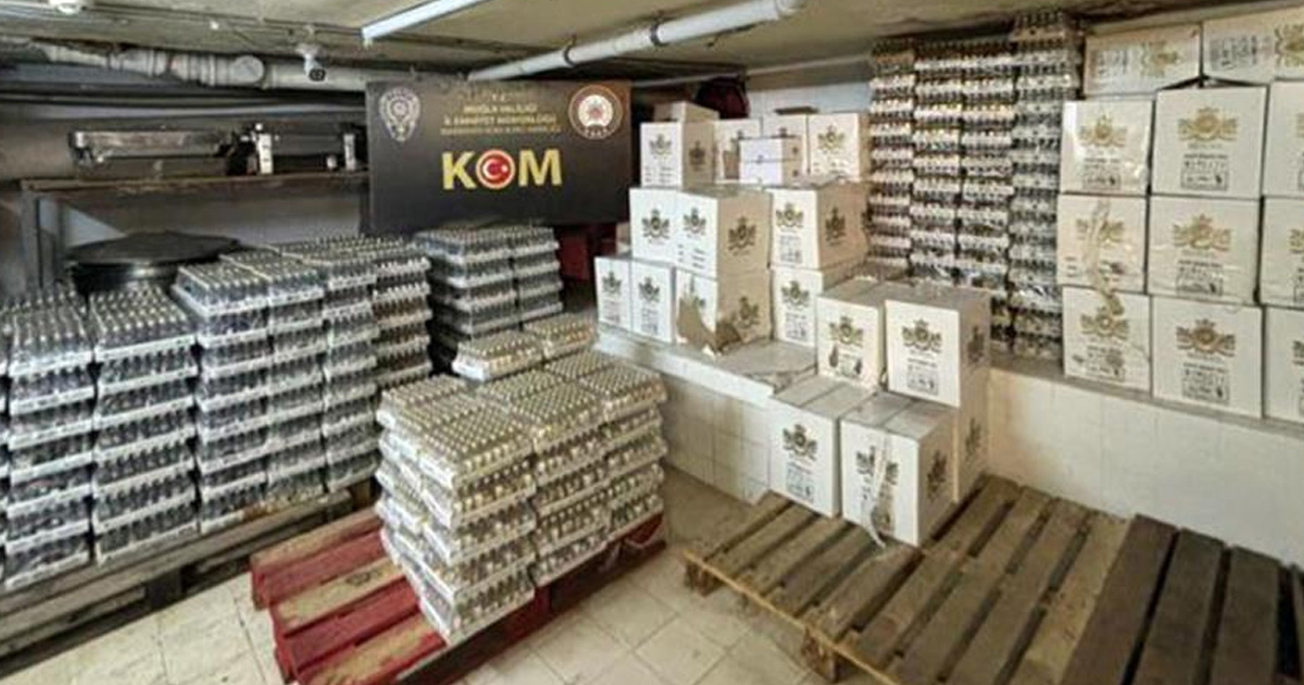 Muğla’da 28 bin 896 şişe gümrük kaçağı alkol ele geçirildi