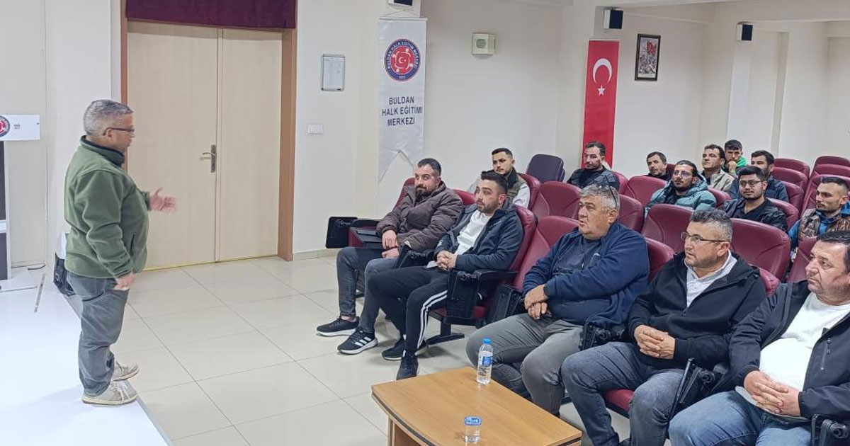 Buldanlı avcılar sertifika sahibi oldu