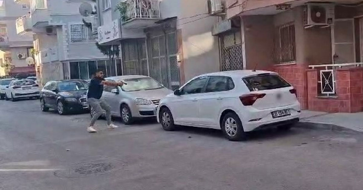 İzmir’de polisleri şehit eden iki zanlı tutuklandı