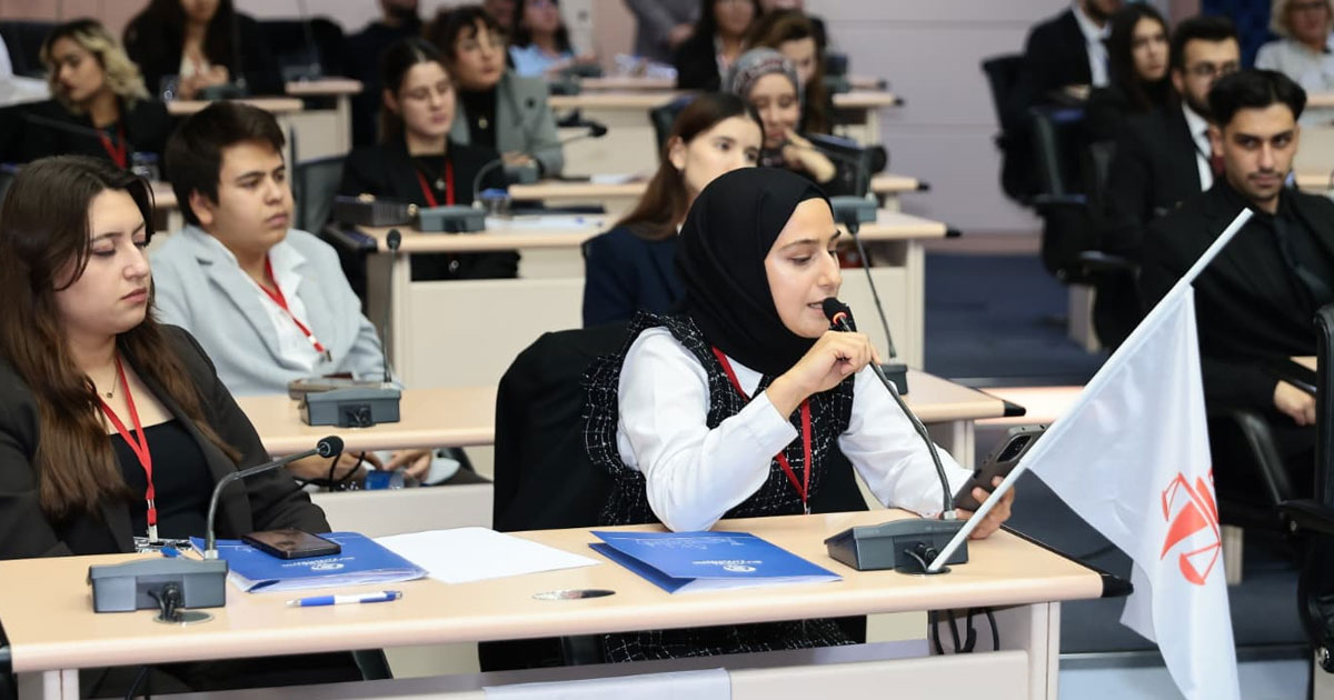 Gençler, meclis simülasyonunda Denizli’yi tartıştı