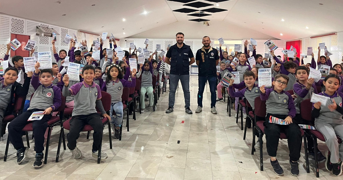 Denizli Emniyet Müdürlüğü, siber güvenlik eğitimlerine devam ediyor