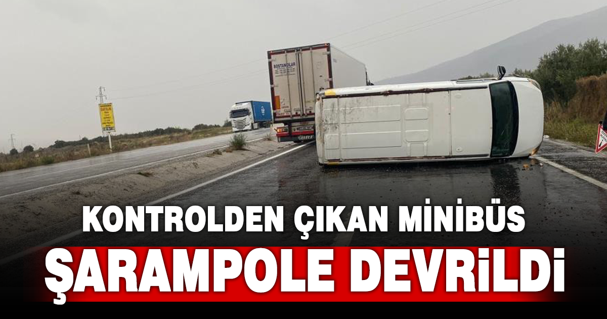 Kontrolden çıkan minibüs devrildi; 1 yaralı 