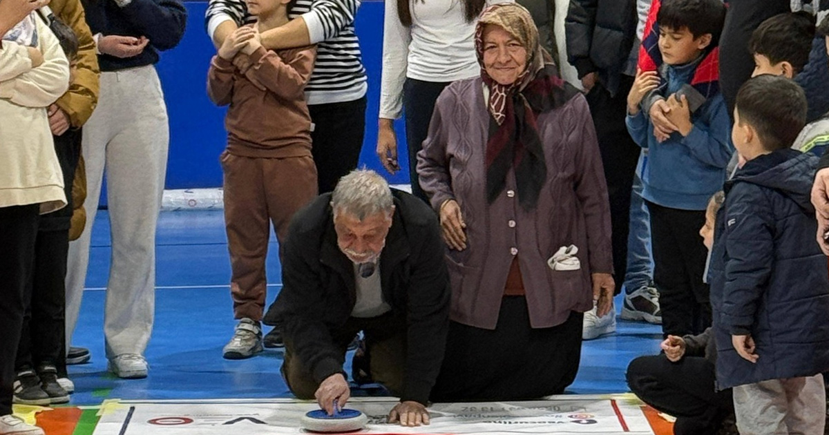Tavas’ta aileler floor curling turnuvasında buluştu