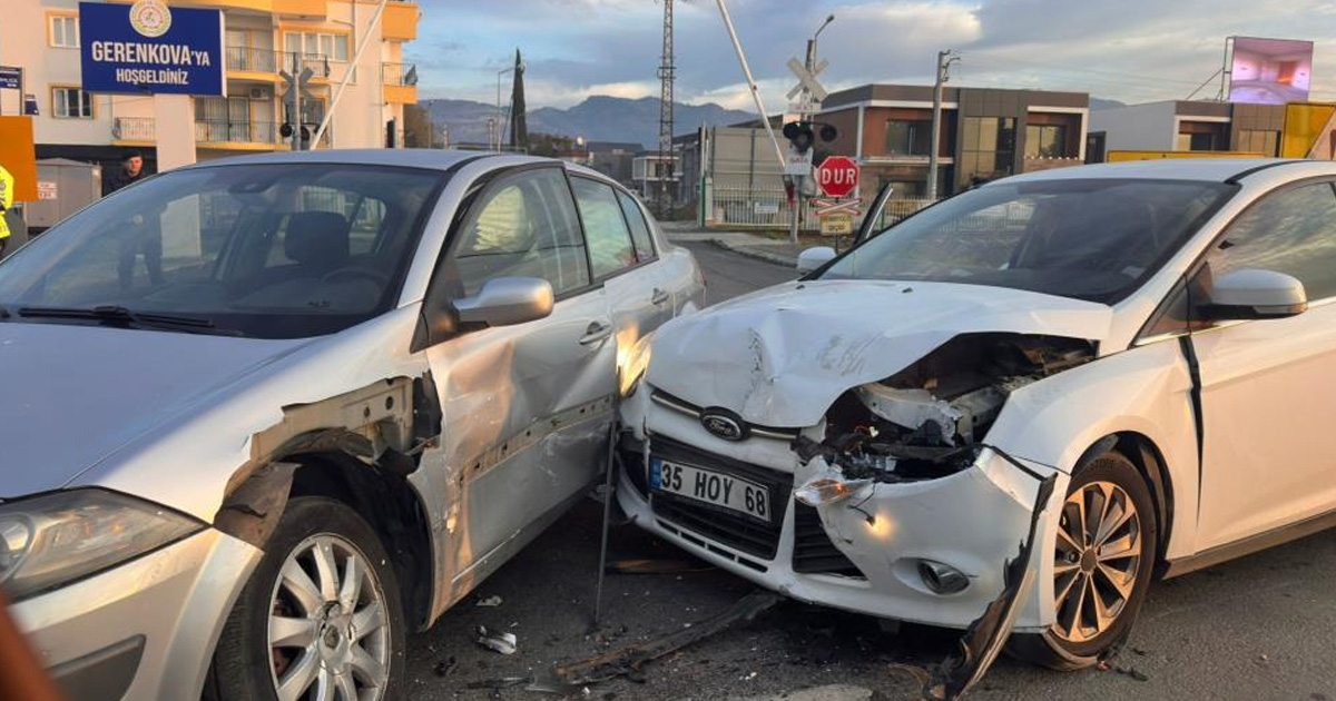 İncirliova’da otomobiller çarpıştı: 1 yaralı