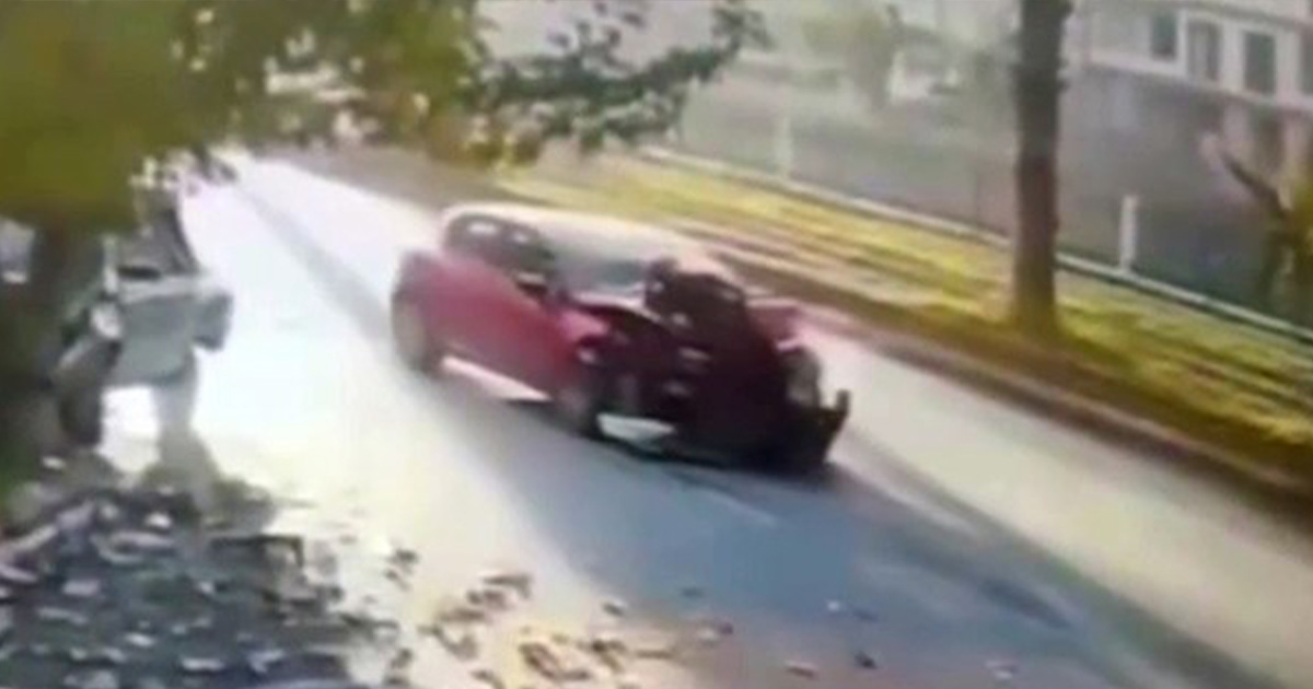 Araçla çarparak yaraladığı polis memurunun fotoğrafını çekip kayıplara karıştı
