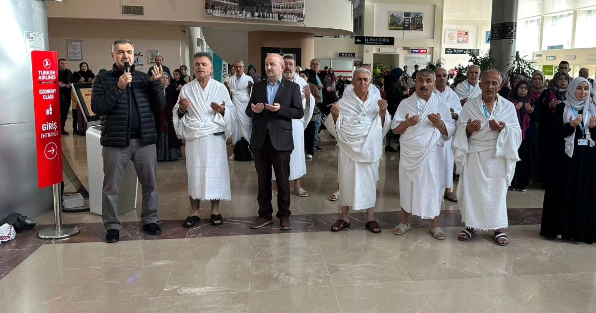 Denizli’den 220 Kişilik Umre Kafilesi Dualarla Uğurlandı