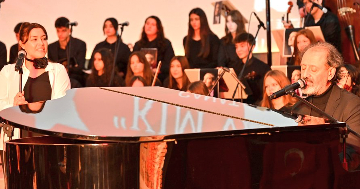“Kim Var?” sanat etkinliği Hakkı Dereköylü Güzel Sanatlar Lisesi’nde sahnelendi