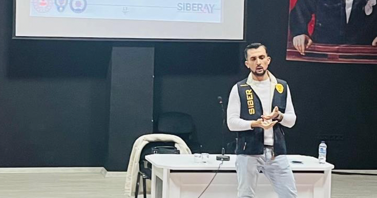 Kütahya İl Emniyet Müdürlüğü’nden öğrencilere siber farkındalık semineri