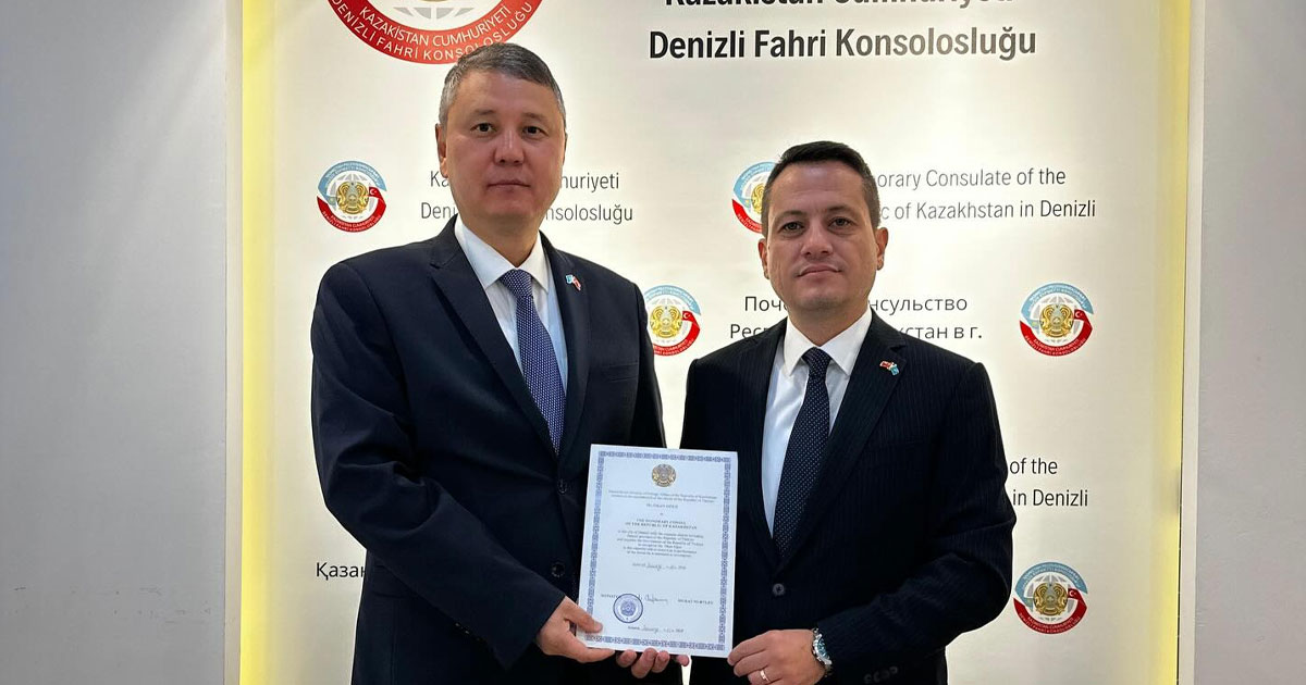 Kazakistan’ın Denizli Fahri Konsolosunun görev süresi uzatıldı
