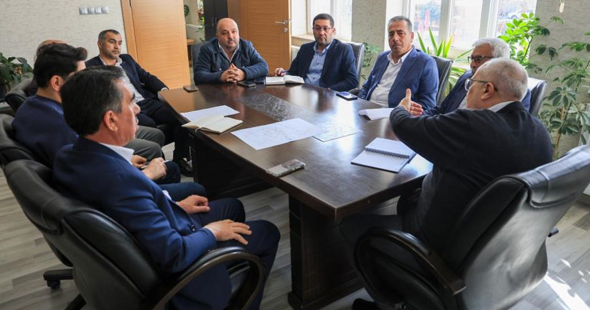 Başkan Arslan muhtarlarla bir araya geldi 