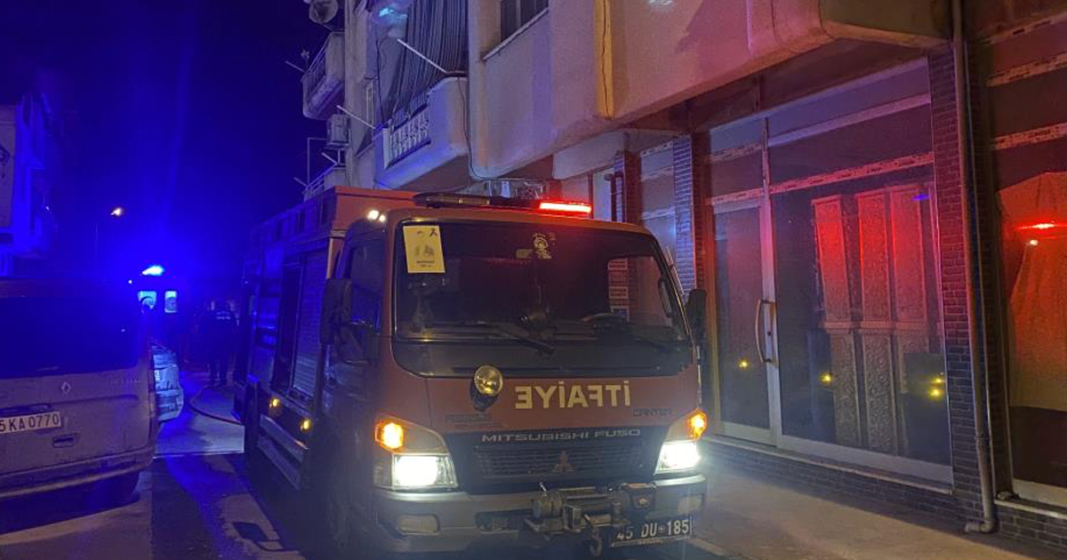 Alaşehir’de ev yangını korkuttu
