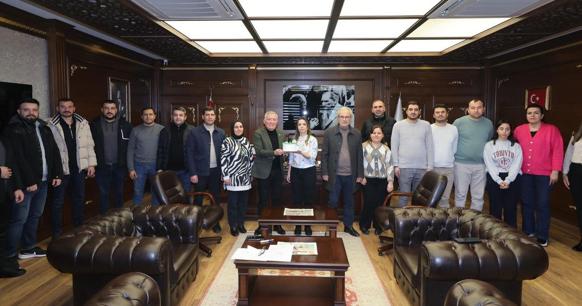 Başkan Kepenek’e doğum günü sürprizi