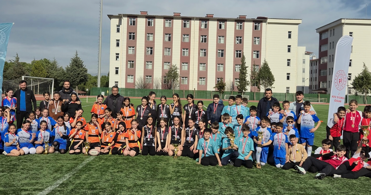 Okul Sporları Ragbi İl Şampiyonası tamamlandı