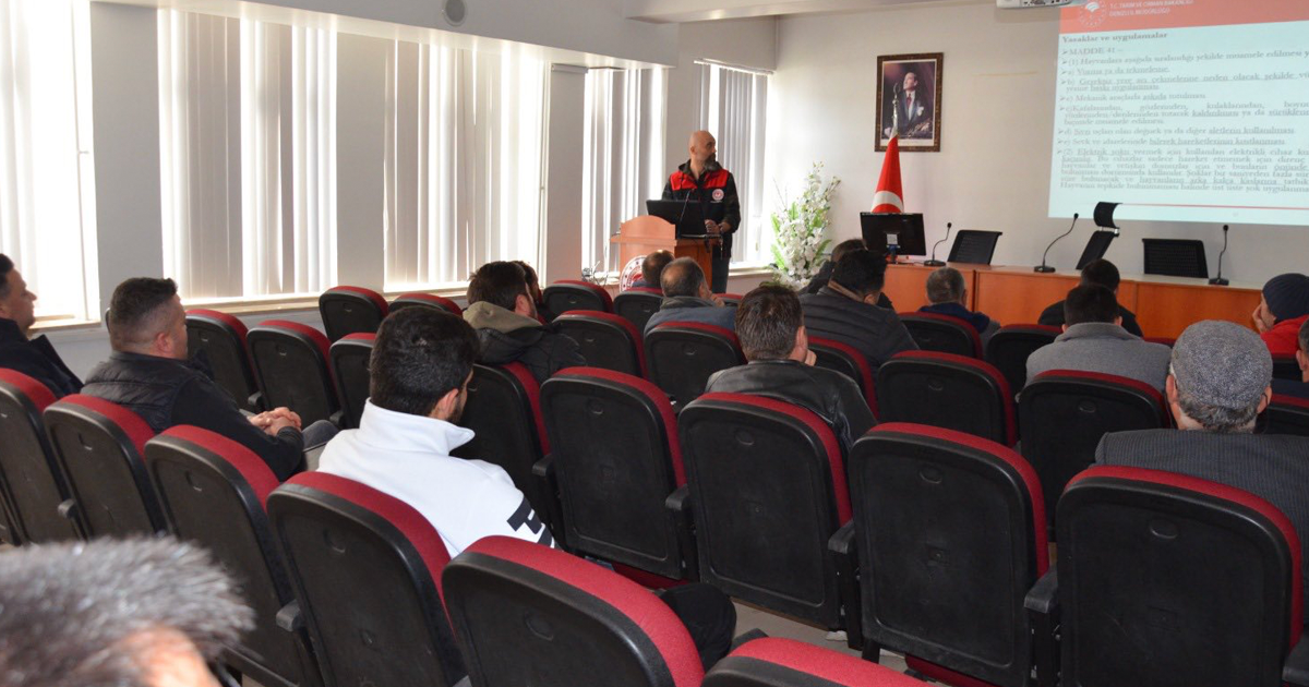 Denizli’de hayvan nakillerinde refah ve güvenlik eğitimi