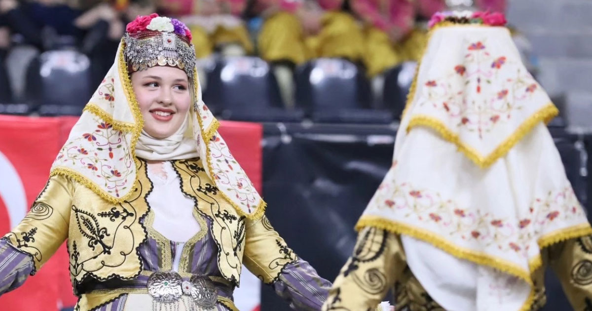 Okullar arası halk dansları şöleni başlıyor