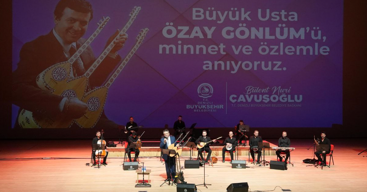 Özay Gönlüm Salonu’nda vefa gecesi