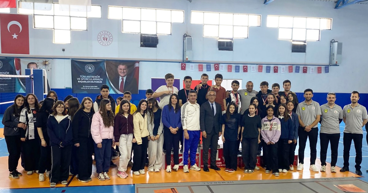 Buldan’da 18 Mart’a özel hemsball turnuvası tamamlandı