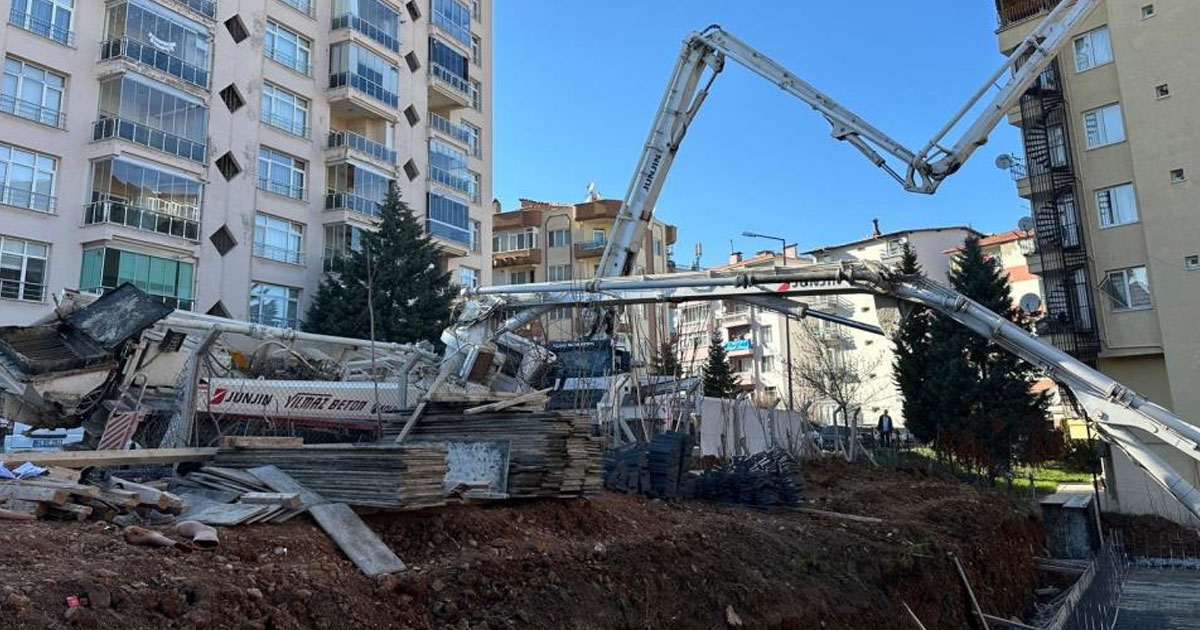Beton pompasının altında kalan işçi kurtarılamadı
