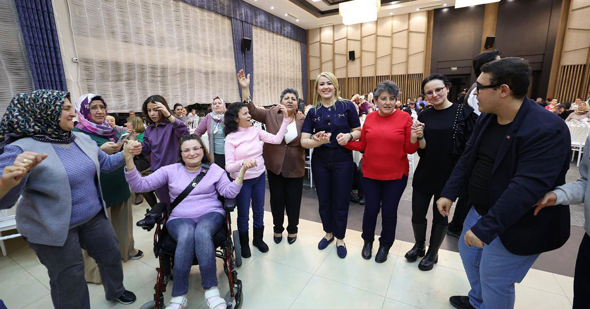 Engelsiz Yaşam Merkezi’nde iftar sevinci
