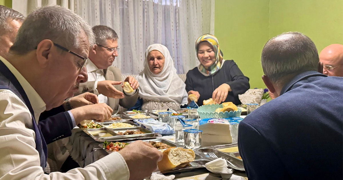 Subaşıoğlu, iftar sofralarına konuk oluyor