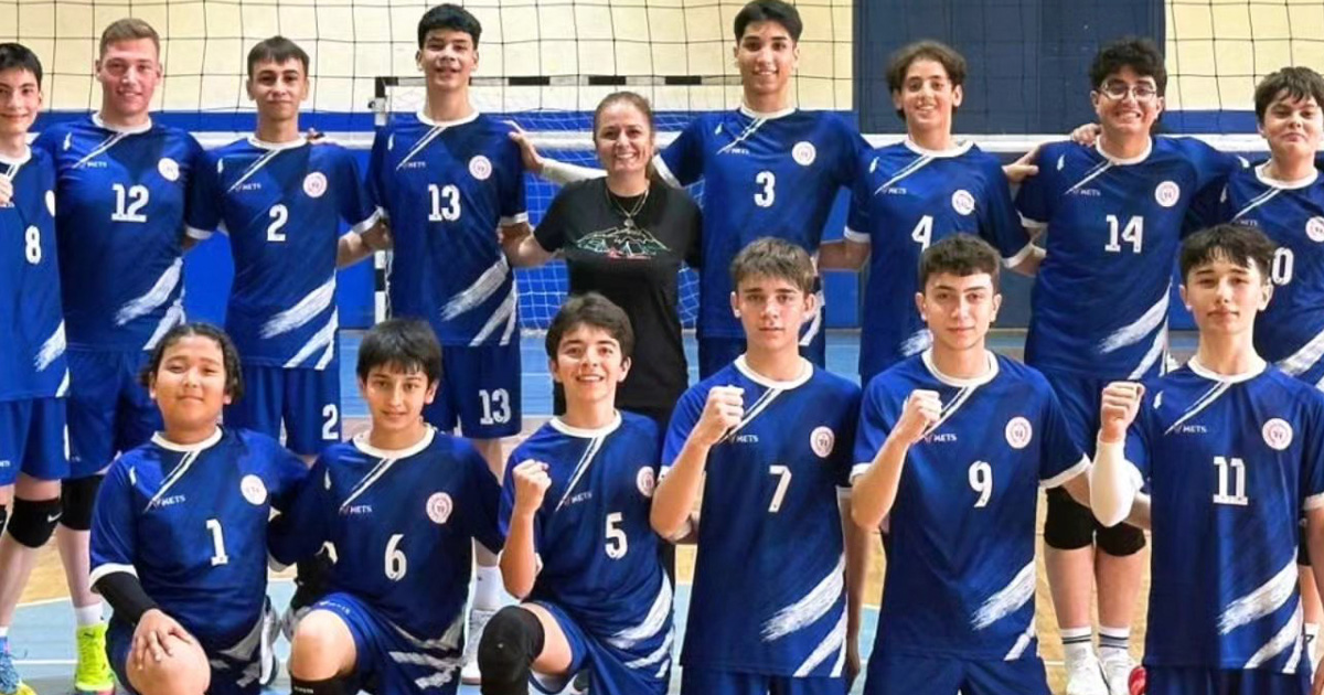 Denizli GSİM SK Voleybol Takımı Grup Şampiyonu oldu