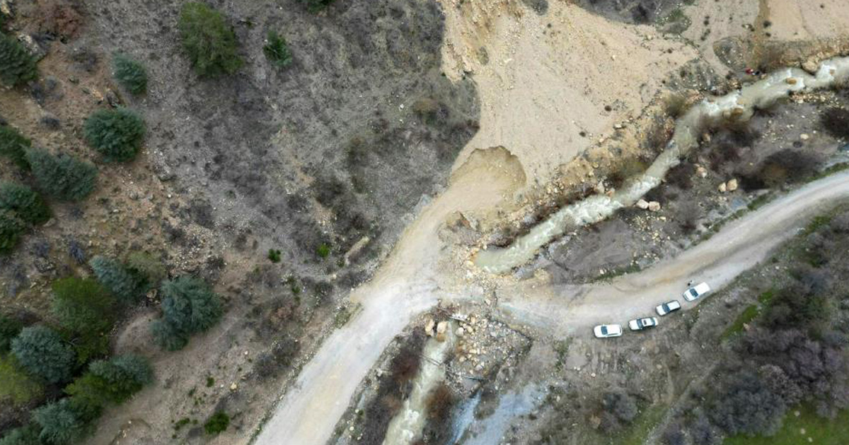 Heyelan sonrası ortaya çıkan görüntü görenleri ürküttü 