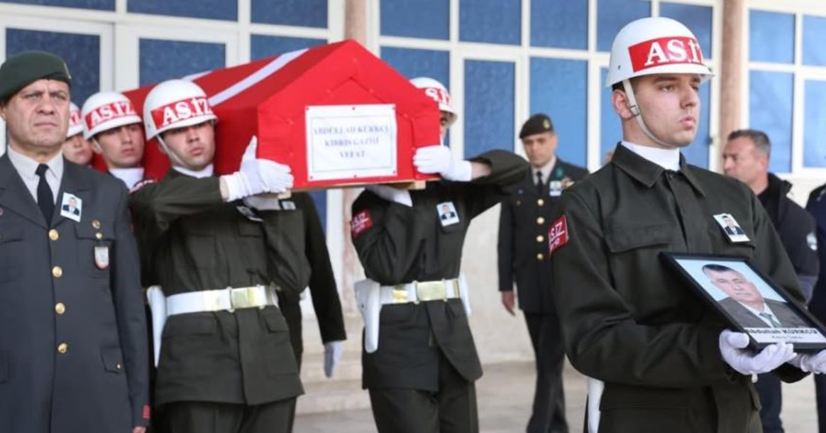 Denizlili Kıbrıs gazisi son yolculuğuna uğurlandı 