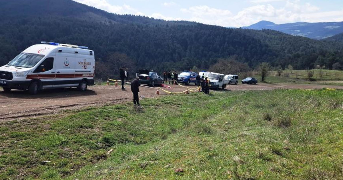 Tamir etmeye çalıştığı aracının altında kalan vatandaş hayatını kaybetti