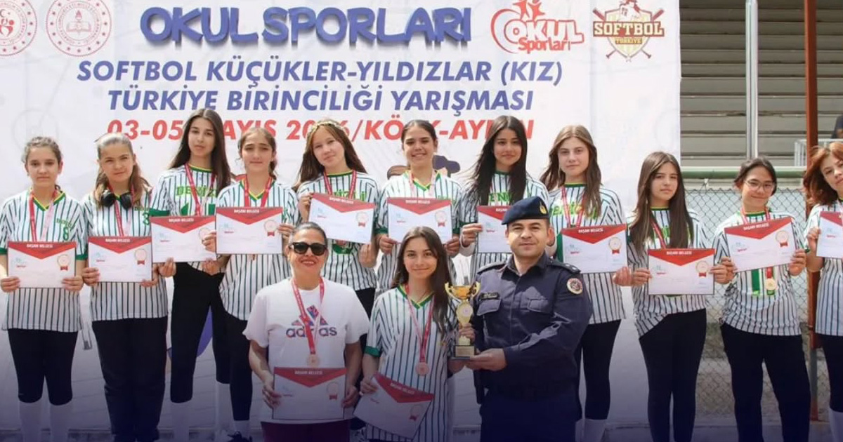 Aydın’da düzenlenen Softbol Okul Sporları Yıldızlar Türkiye Şampiyonası tamamlandı