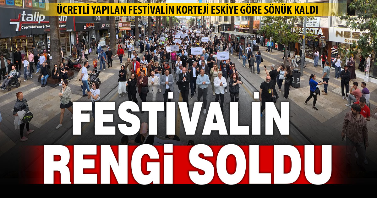 Bu yıl ilk kez ücretli yapılan Tiyatrolar Festivali başladı
