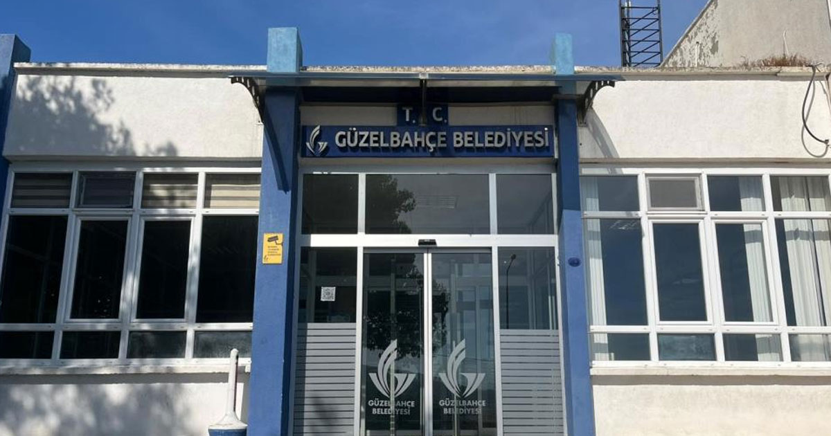 Rüşvet suçlamasıyla başkan, başkanın eşi ve eski başkan dahil 5 gözaltı