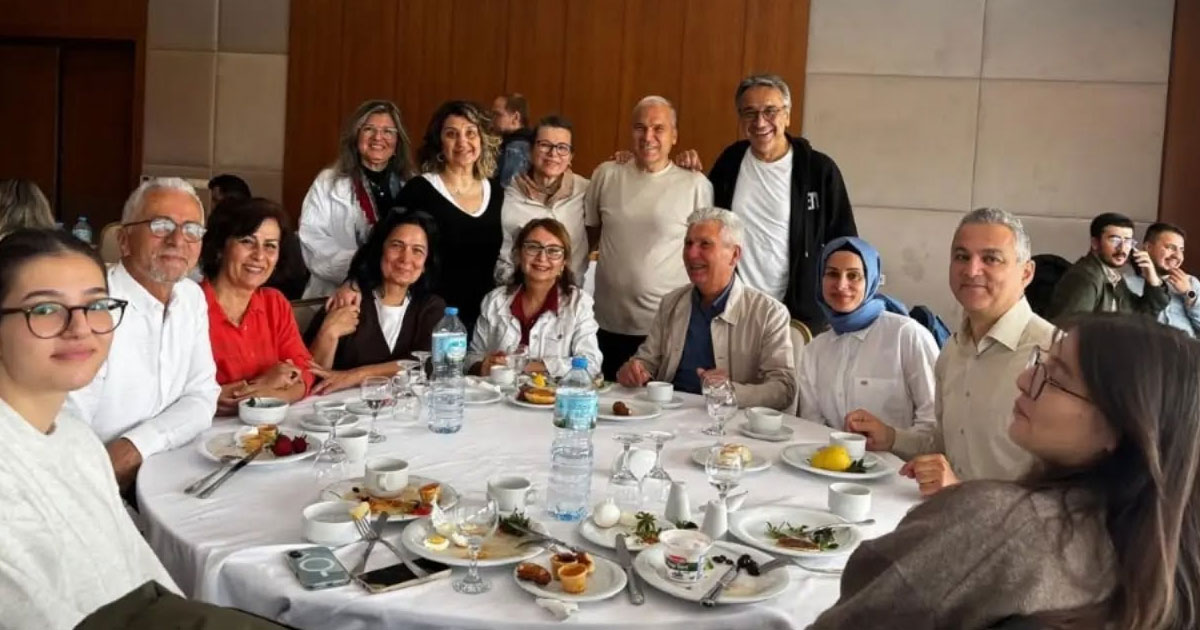 Mimarlar kahvaltıda buluştu