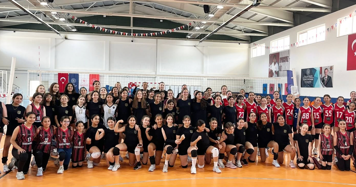 Serinhisar’da GSB spor okulları dostluk turnuvası düzenlendi