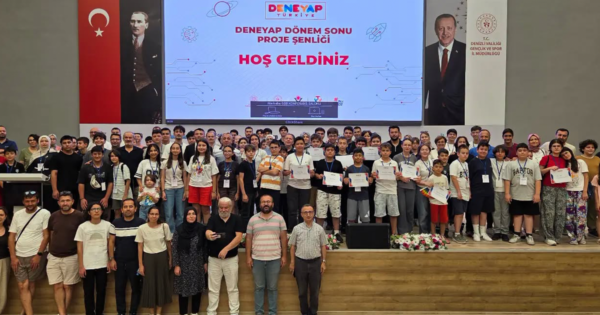 Deneyap Proje Şenliği’nde genç mucitler projelerini görücüye çıkardı
