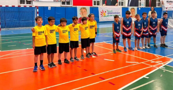 Minik Eller Hentbol Şenliği 11. kez başladı