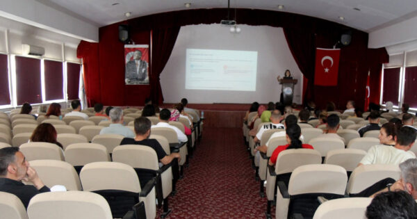 Denizli’de vatandaşa etkili iletişim eğitimi